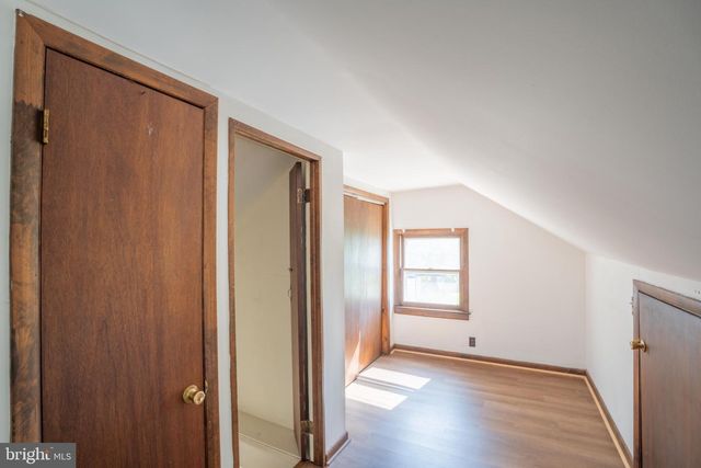 213 BERLIN RD N, Lindenwold, NJ 08021