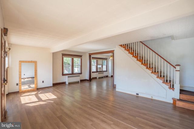 213 BERLIN RD N, Lindenwold, NJ 08021