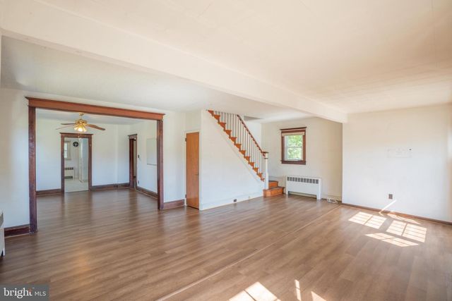 213 BERLIN RD N, Lindenwold, NJ 08021