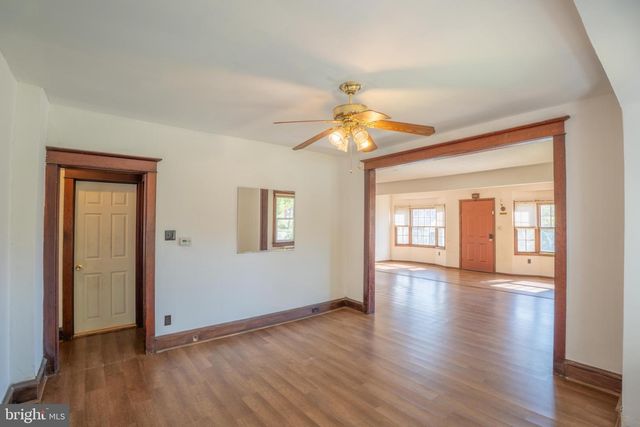 213 BERLIN RD N, Lindenwold, NJ 08021