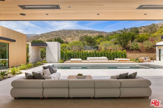 11624 Ellice Street, Malibu, CA 90265
