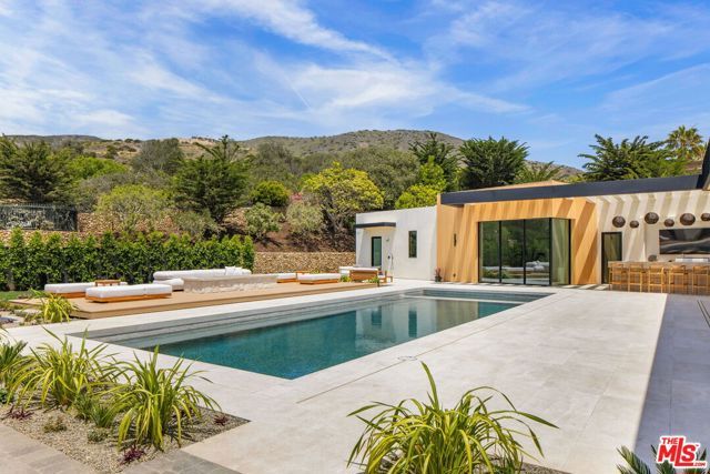 11624 Ellice Street, Malibu, CA 90265