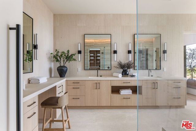 11624 Ellice Street, Malibu, CA 90265