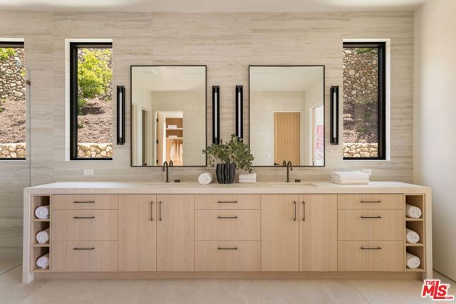 11624 Ellice Street, Malibu, CA 90265