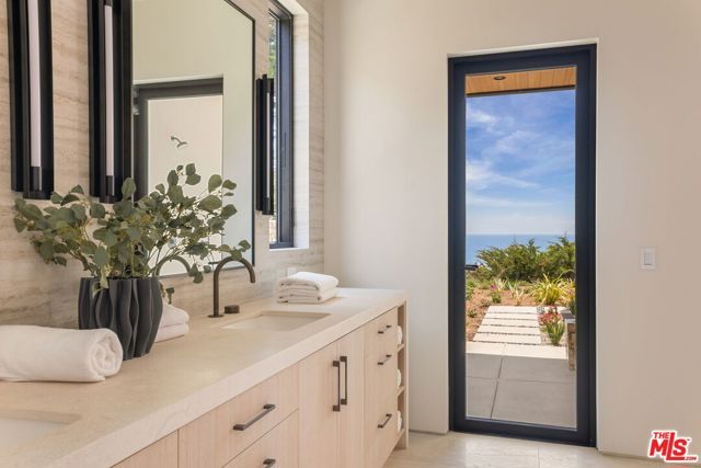 11624 Ellice Street, Malibu, CA 90265