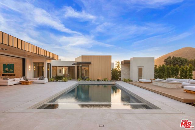 11624 Ellice Street, Malibu, CA 90265