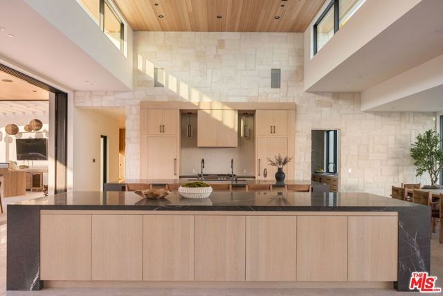 11624 Ellice Street, Malibu, CA 90265