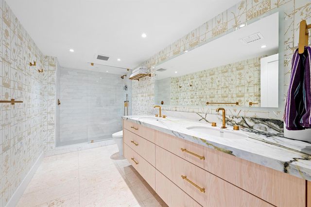 2773 S Ocean Boulevard 209, Palm Beach, FL 33480