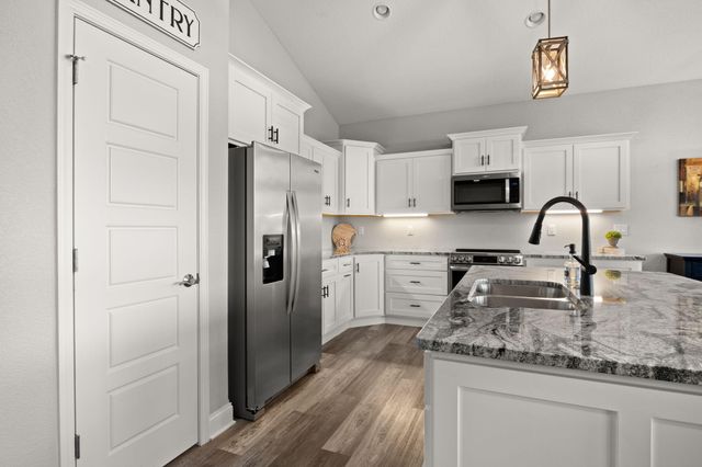 62 BAROLO LN 22A, Camdenton, MO 65020