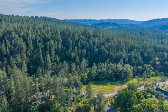 2126 E Leona Dr, Spokane, WA 99208