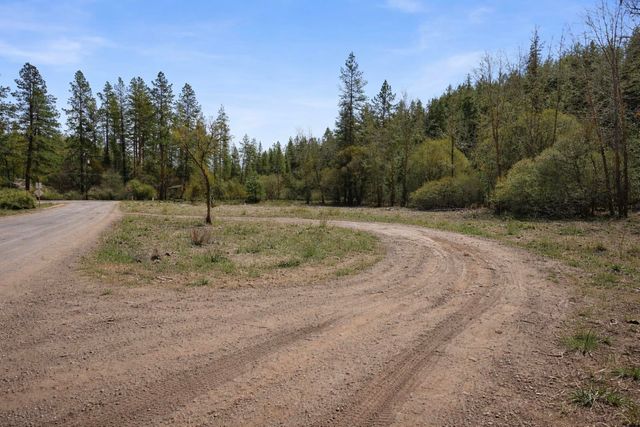 2126 E Leona Dr, Spokane, WA 99208