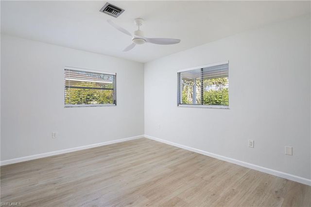 729 103rd AVE N, Naples, FL 34108