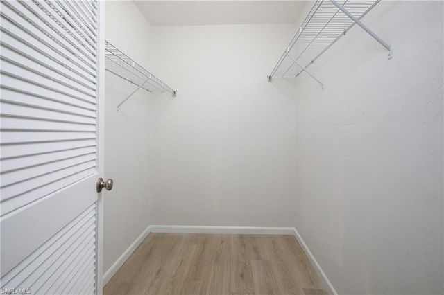 729 103rd AVE N, Naples, FL 34108