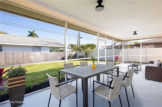 729 103rd AVE N, Naples, FL 34108