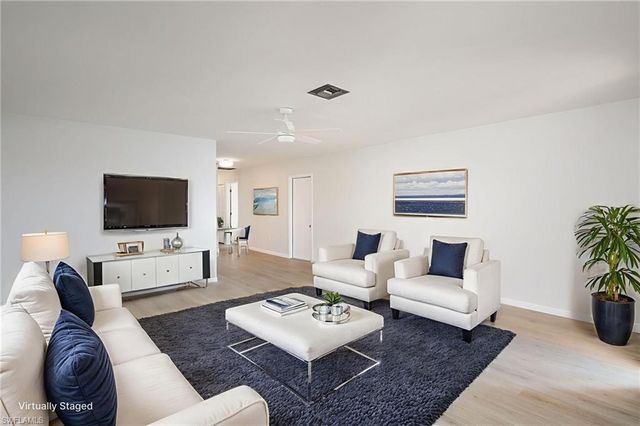 729 103rd AVE N, Naples, FL 34108