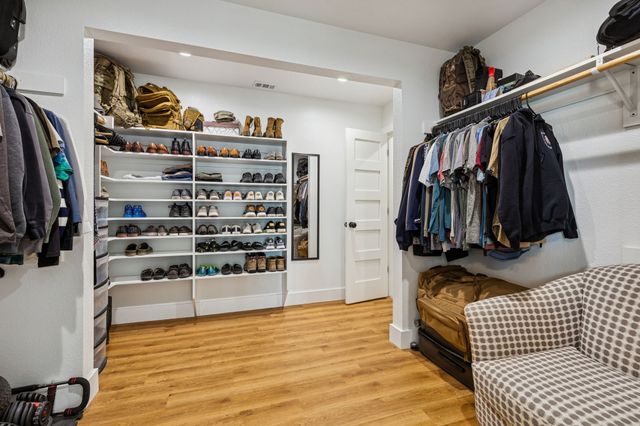 5742 Four Seasons Lane, Mckinney, TX 75071