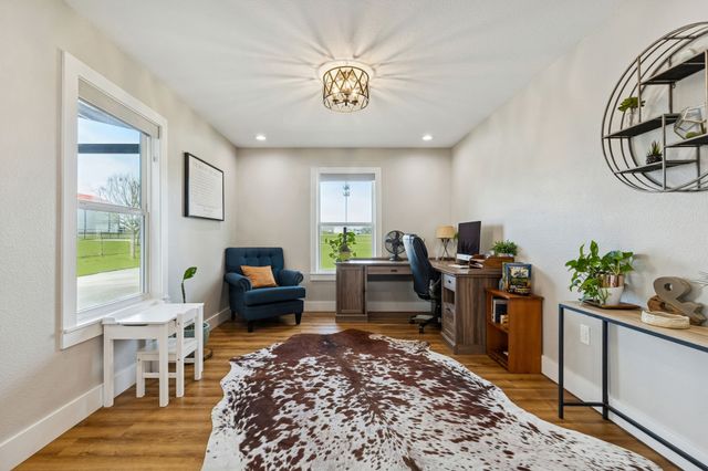 5742 Four Seasons Lane, Mckinney, TX 75071