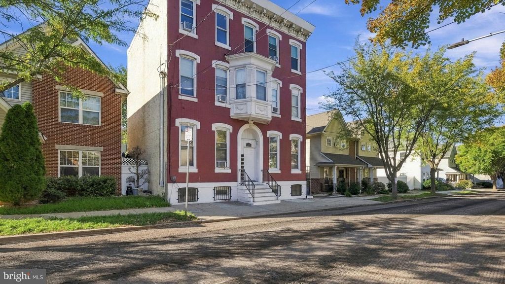 1722 N 7TH ST, PHILADELPHIA, PA 19122 — exterior