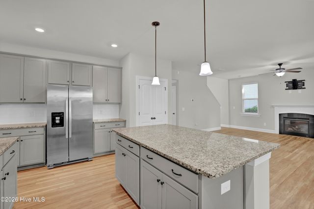 506 W Red Head Circle, Sneads Ferry, NC 28460