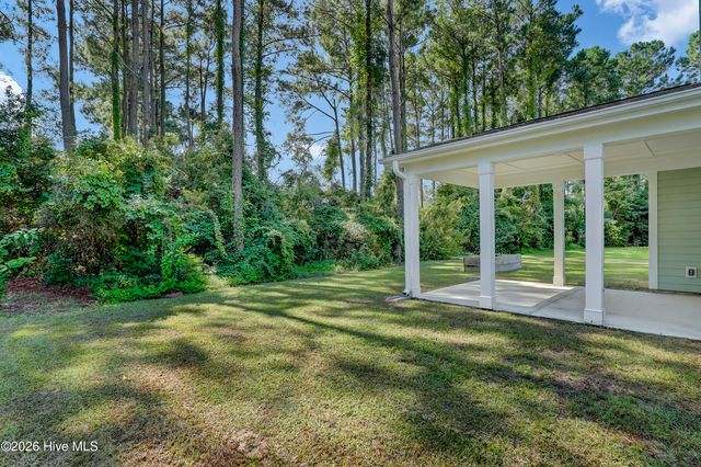 506 W Red Head Circle, Sneads Ferry, NC 28460