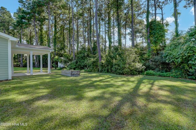 506 W Red Head Circle, Sneads Ferry, NC 28460