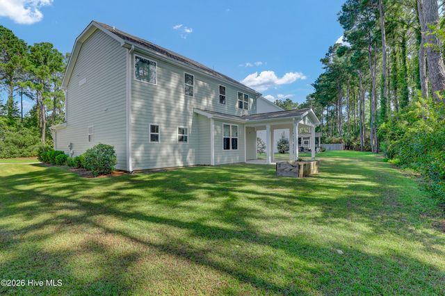 506 W Red Head Circle, Sneads Ferry, NC 28460