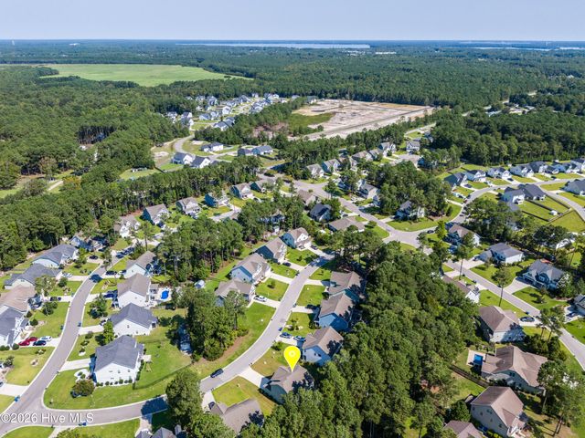 506 W Red Head Circle, Sneads Ferry, NC 28460