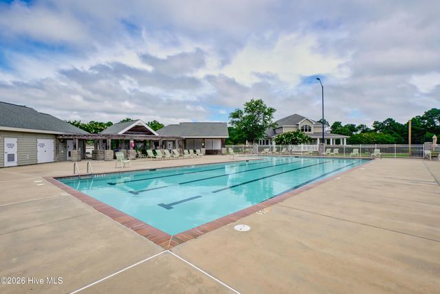 506 W Red Head Circle, Sneads Ferry, NC 28460