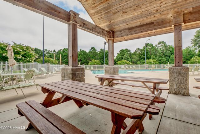 506 W Red Head Circle, Sneads Ferry, NC 28460