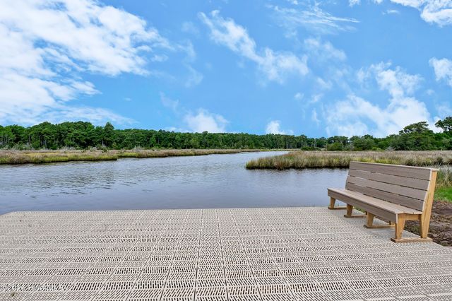 506 W Red Head Circle, Sneads Ferry, NC 28460