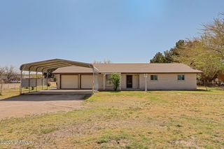 1734 S Fairacres Road, Las Cruces, NM 88005