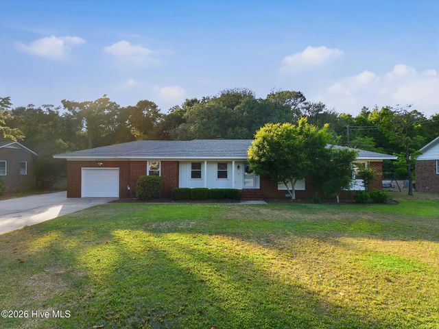 6225 Mallard Drive, Wilmington, NC 28403