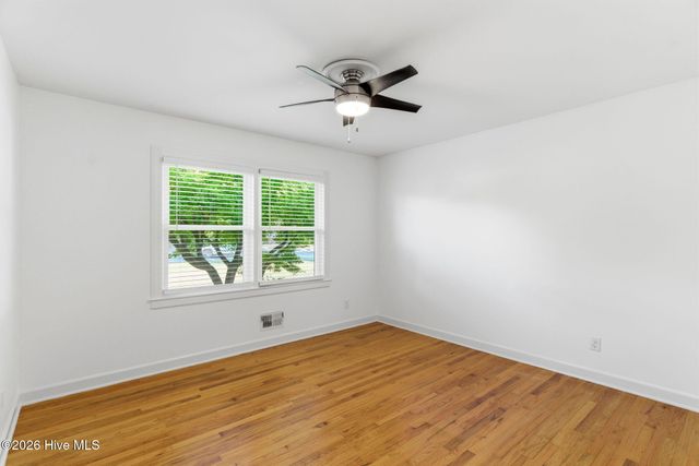 6225 Mallard Drive, Wilmington, NC 28403