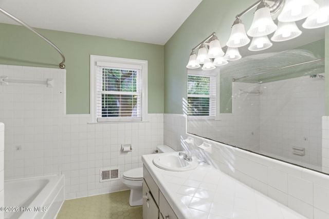 6225 Mallard Drive, Wilmington, NC 28403