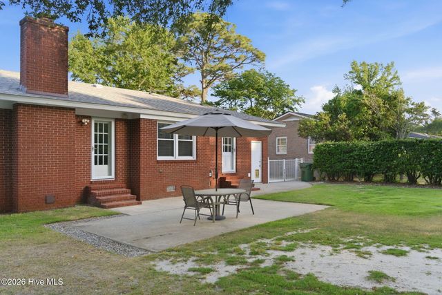 6225 Mallard Drive, Wilmington, NC 28403
