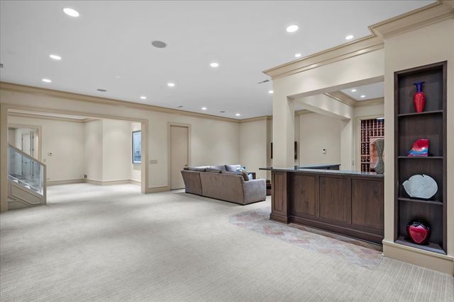 2 Bridlewood Road, Northbrook, IL 60062