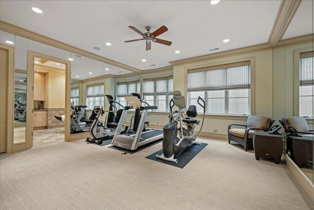 2 Bridlewood Road, Northbrook, IL 60062