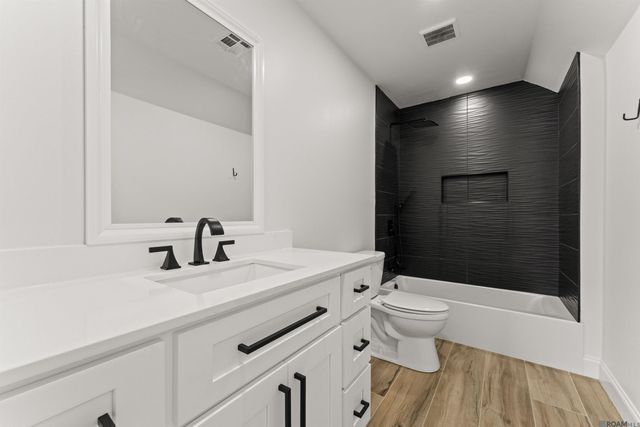 5846 Tarrytown Ave, Baton Rouge, LA 70808