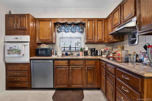 113, Babylon, NY 11706