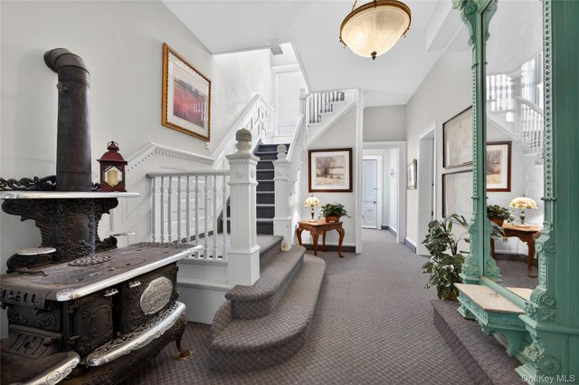 113, Babylon, NY 11706