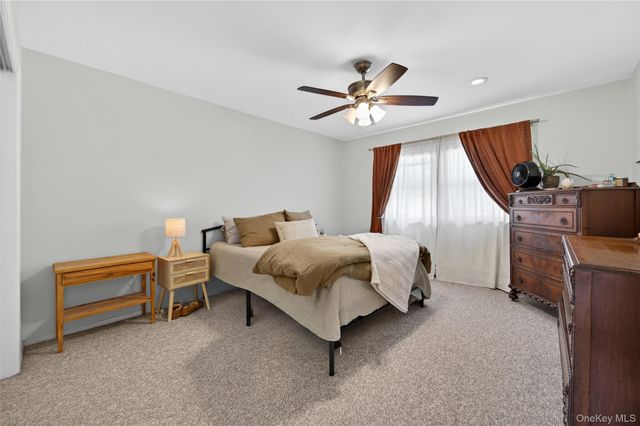 113, Babylon, NY 11706
