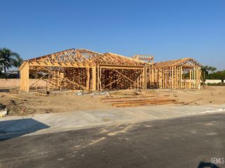 13547 Philip Phelps Avenue, Bakersfield, CA 93314