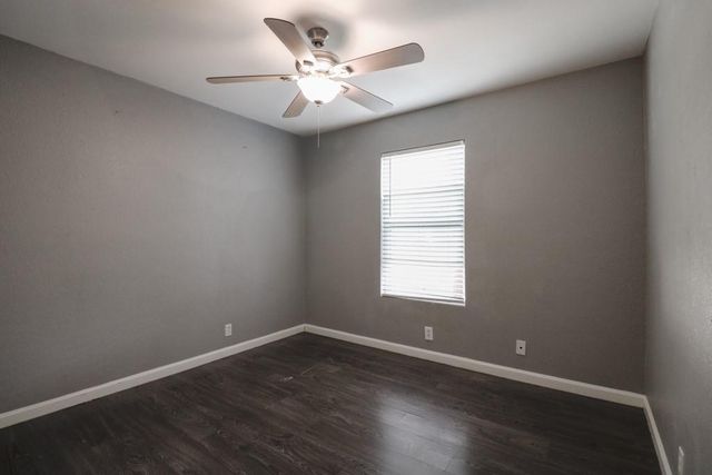 2301 Tern CIR B, Austin, TX 78744