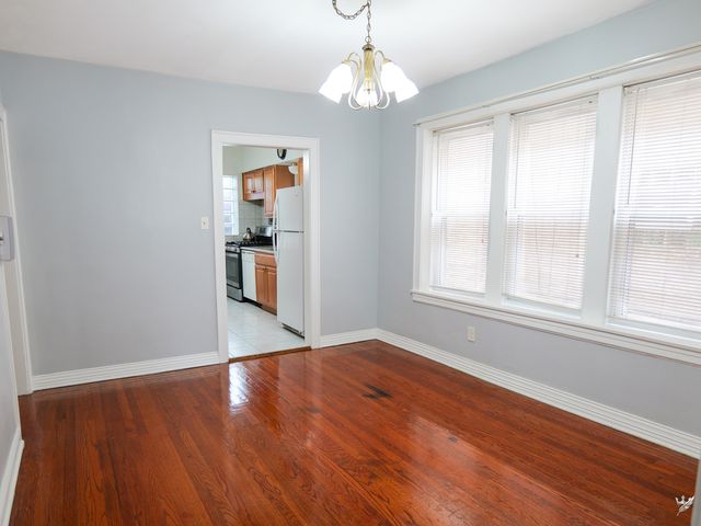 5838 N MULLIGAN Avenue, Chicago, IL 60646
