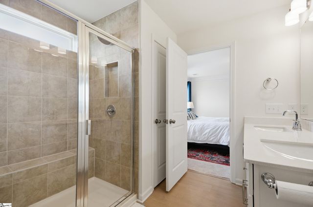 221 Pendergast Road, Greenville, SC 29605