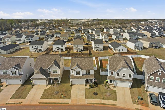 221 Pendergast Road, Greenville, SC 29605