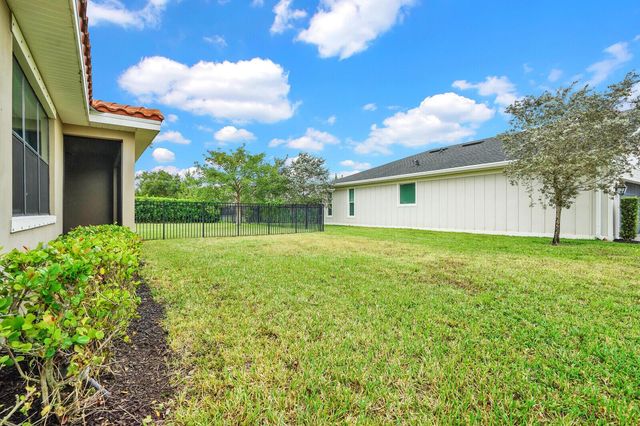 19739 Wheelbarrow Bend, Loxahatchee, FL 33470