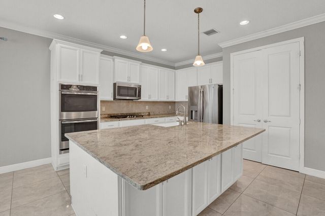 19739 Wheelbarrow Bend, Loxahatchee, FL 33470