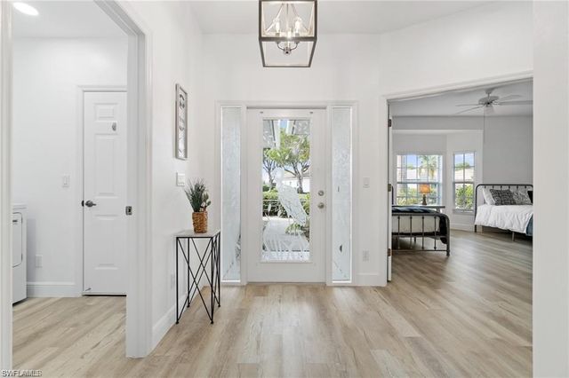 7112 Falcons Glen BLVD, Naples, FL 34113