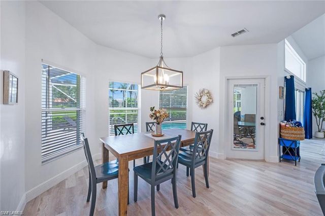 7112 Falcons Glen BLVD, Naples, FL 34113